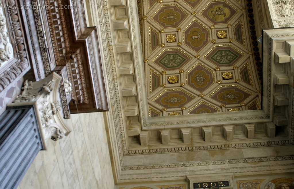 Budapest Basilica 7.jpg